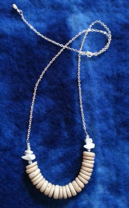 natural wood + howlite necklace *