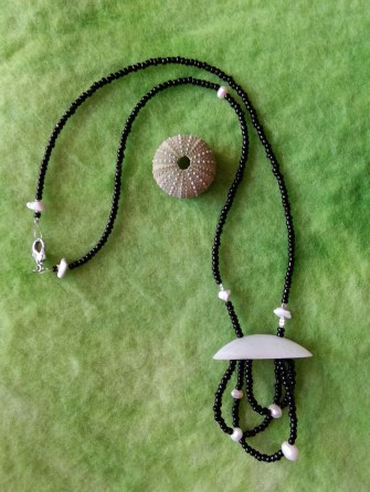 shell + freshwater pearls necklace *